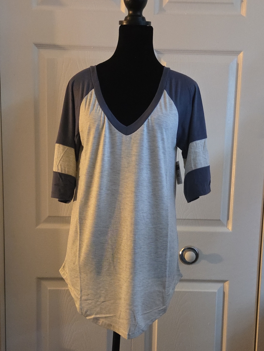 Poof! Colorblock V-Neck Raglan Tee in Light Gray and Blue-Gray